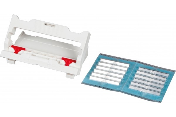 Outil pour protections d'pissures  pincer en plastique