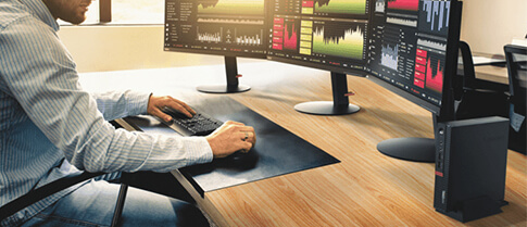 Lenovo ThinkCenter pouvant accueillir 3 crans indpendants